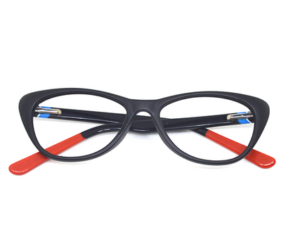 Cateye matt black frame for women in latest shape, know for its durability WITH BLUE BLOCKER SUPERIOR LENS.