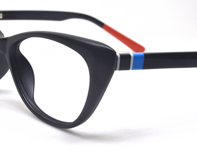 Cateye matt black frame for women in latest shape, know for its durability WITH BLUE BLOCKER SUPERIOR LENS.