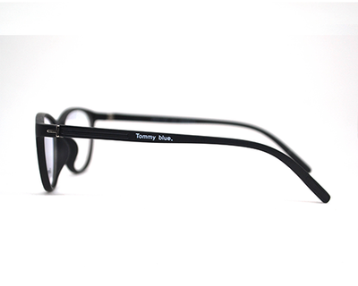 Non-breakable, Cateye frame in TR material for 8-12 years baby.(Matt Black)