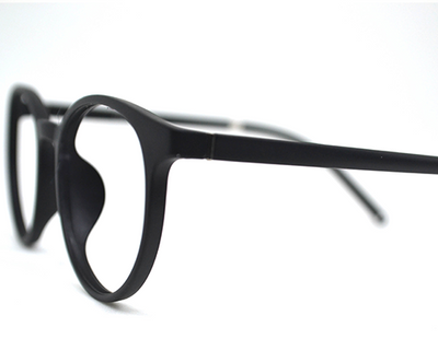 Non-breakable round frame in TR material for unisex.(Matt Black)