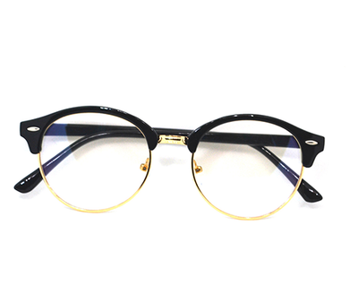 Latest Black-Gold club master metal frame in round shape for Unisex. Known for its durability.