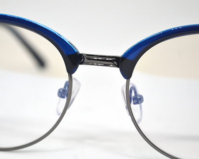 Latest metal Blue-grey club master frame in round shape for Unisex. Known for its durability.(Blue)