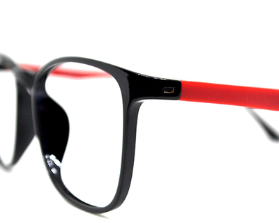 Non-breakable, retro-round frame in TR material for unisex.(Black & Red)