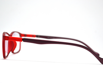 Non-breakable, rectangular frame in TR material for unisex.(Red)